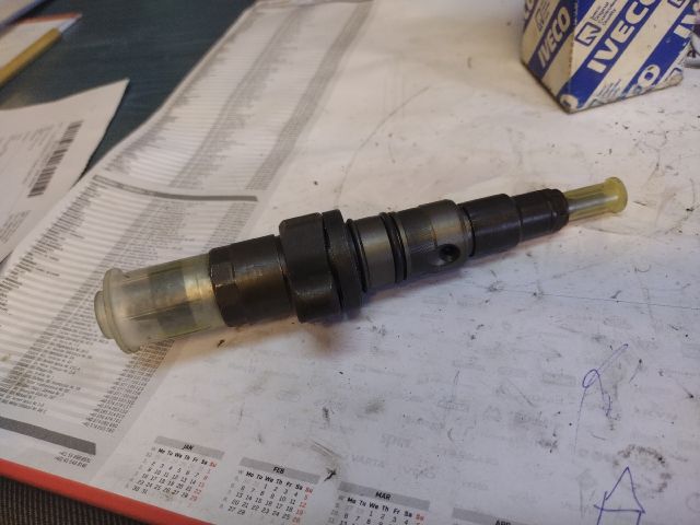 bontott IVECO EuroCargo Porlasztó (1 db)