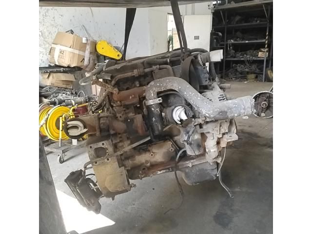 bontott IVECO EuroCargo Motor (Fűzött blokk hengerfejjel)