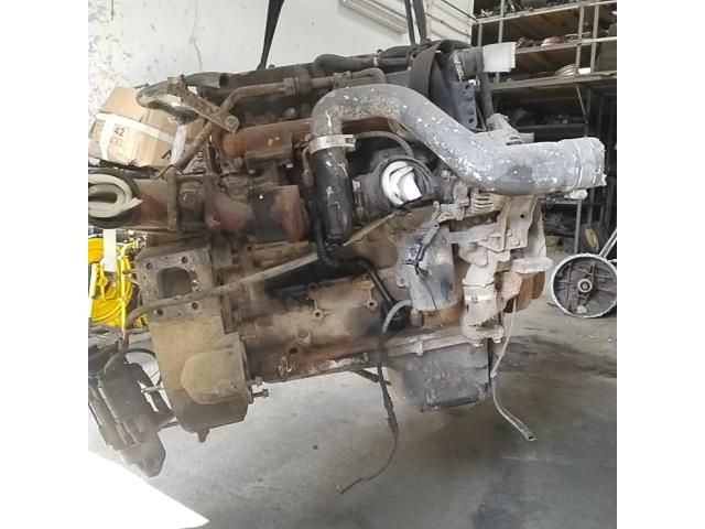 bontott IVECO EuroCargo Motor (Fűzött blokk hengerfejjel)