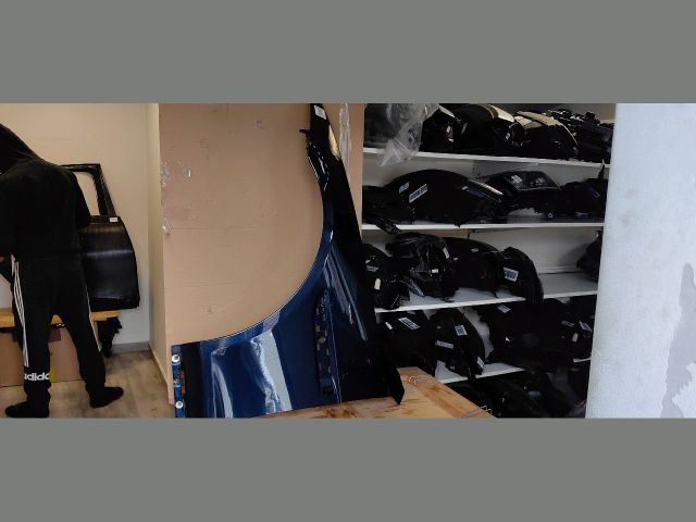 bontott JAGUAR 2.0d (163 Hp) Bal első Sárvédő