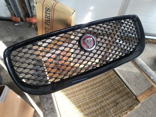 bontott JAGUAR 2.0d (163 Hp) Első Embléma