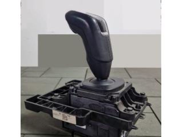 bontott JAGUAR E-PACE Váltó Kulissza