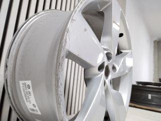 bontott JAGUAR E-PACE Alufelni (1 db)