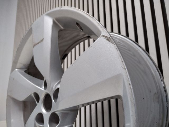 bontott JAGUAR E-PACE Alufelni (1 db)