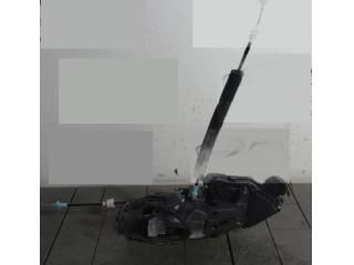 bontott JAGUAR E-PACE Bal hátsó Ajtózár