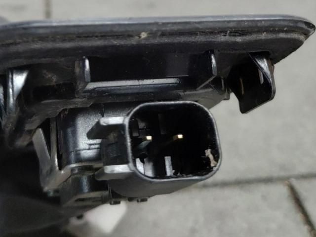 bontott JAGUAR E-PACE Csomagtérajtó Kilincs