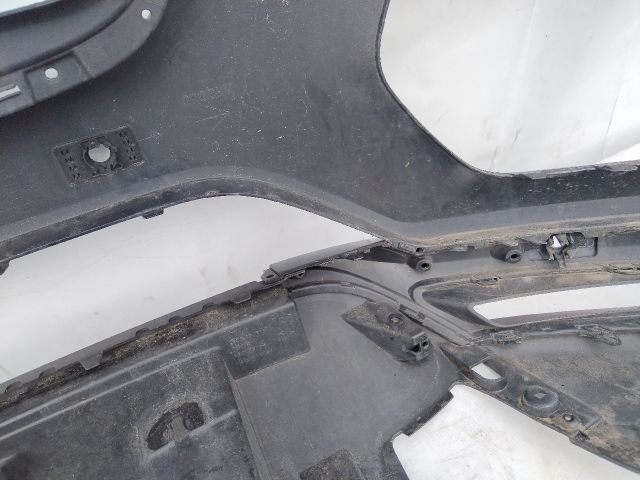 bontott JAGUAR E-PACE Első Lökhárító (Üresen)