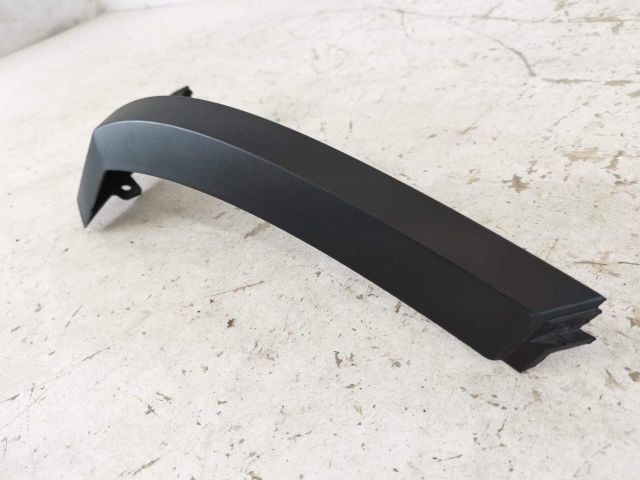 bontott JAGUAR E-PACE Hátsó Lökhárító Díszléc