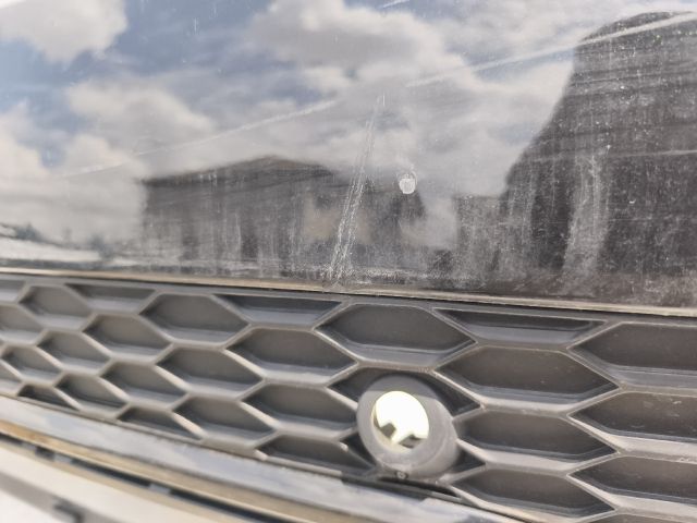 bontott JAGUAR E-PACE Hátsó Lökhárító (Üresen)