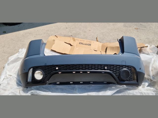 bontott JAGUAR E-PACE Hátsó Lökhárító (Üresen)