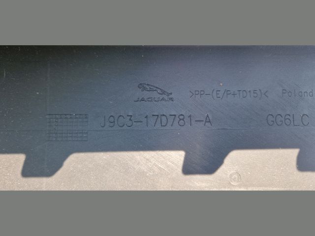 bontott JAGUAR E-PACE Hátsó Lökhárító (Üresen)