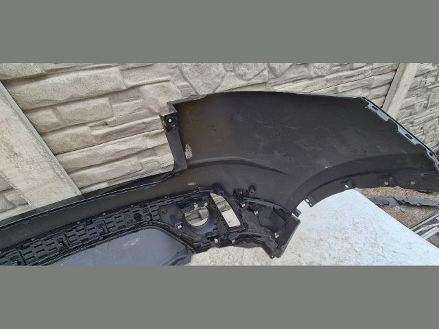 bontott JAGUAR E-PACE Hátsó Lökhárító (Üresen)