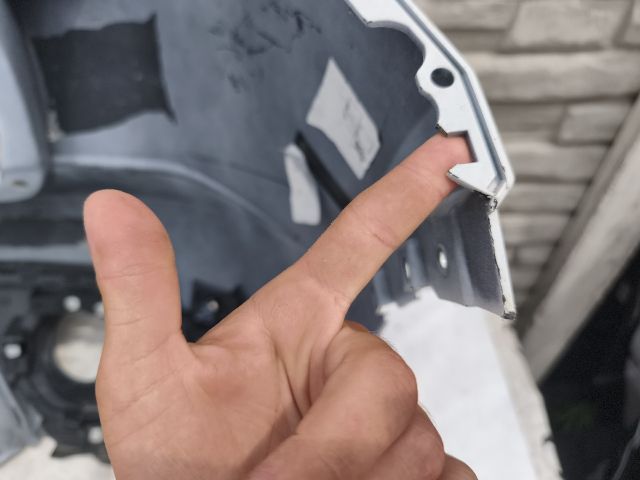 bontott JAGUAR E-PACE Hátsó Lökhárító (Üresen)