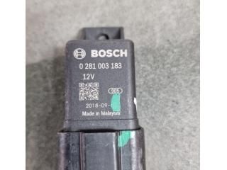 bontott JAGUAR E-PACE Izzító Relé