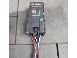 bontott JAGUAR E-PACE Izzító Relé