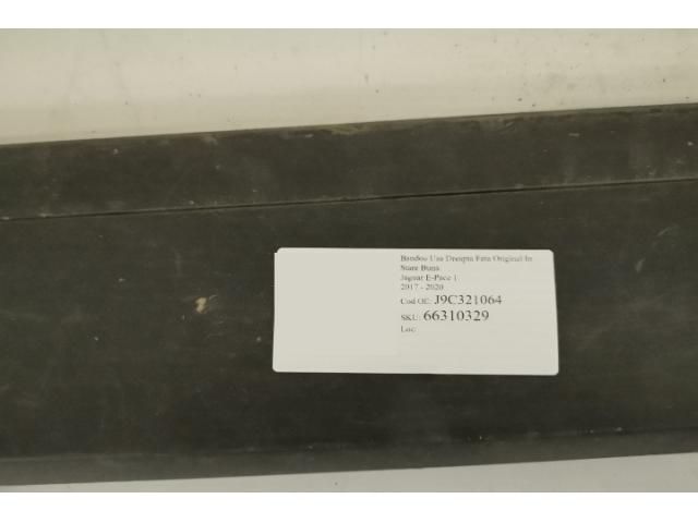 bontott JAGUAR E-PACE Jobb első Ajtó Díszléc