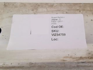 bontott JAGUAR E-PACE Vízhűtő Radiátor Tartó