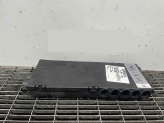 bontott JAGUAR F-PACE Biztosítéktábla Motortér