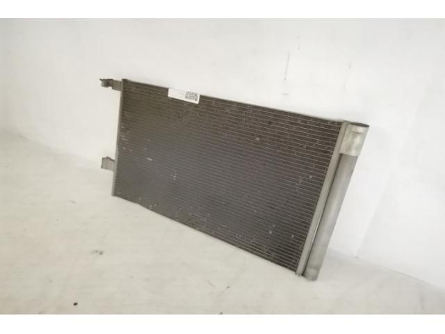 bontott JAGUAR F-PACE Klímahűtő Radiátor