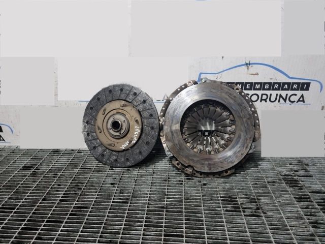 bontott JAGUAR F-PACE Kuplung Szett (Szerkezet, Tárcsa)