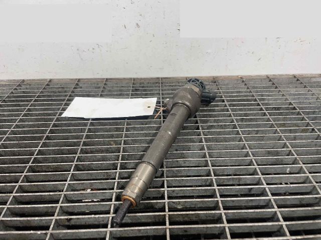 bontott JAGUAR F-PACE Porlasztó (1 db)