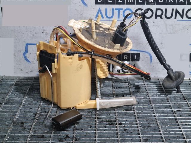 bontott JAGUAR F-PACE Üzemanyag Szivattyú