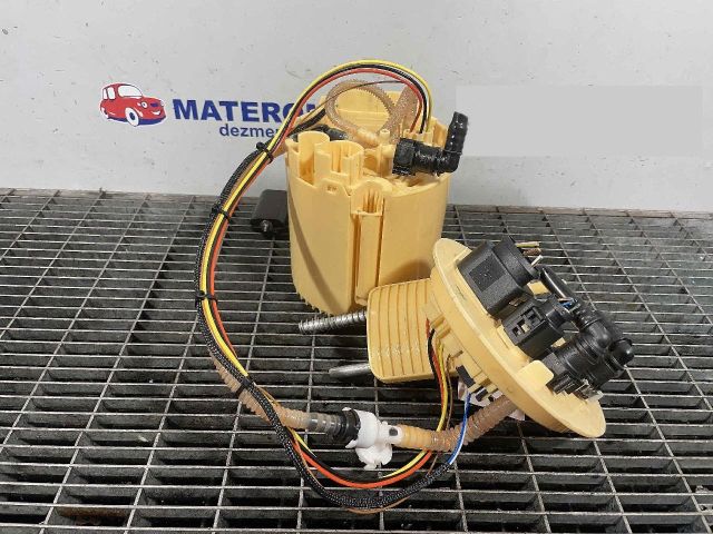 bontott JAGUAR F-PACE Üzemanyag Szivattyú