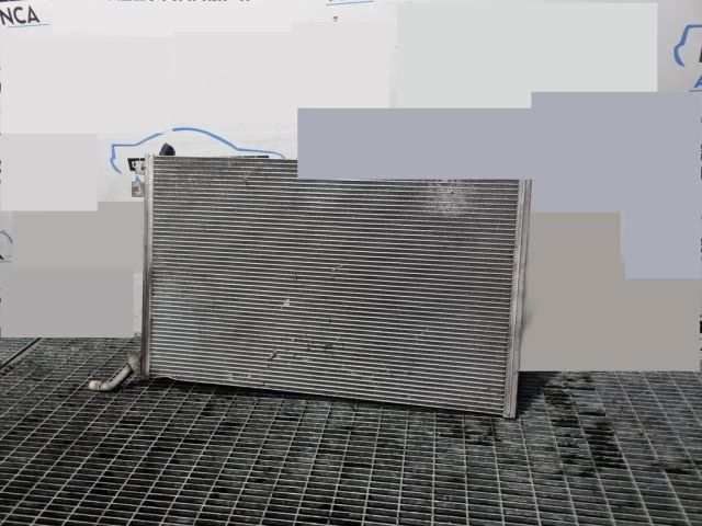 bontott JAGUAR F-PACE Vízhűtő Radiátor (Klímás)