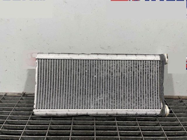 bontott JAGUAR F-PACE Fűtőradiátor