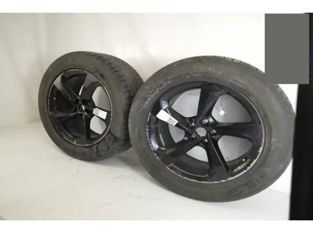 bontott JAGUAR F-PACE Alufelni Gumival (1 db)