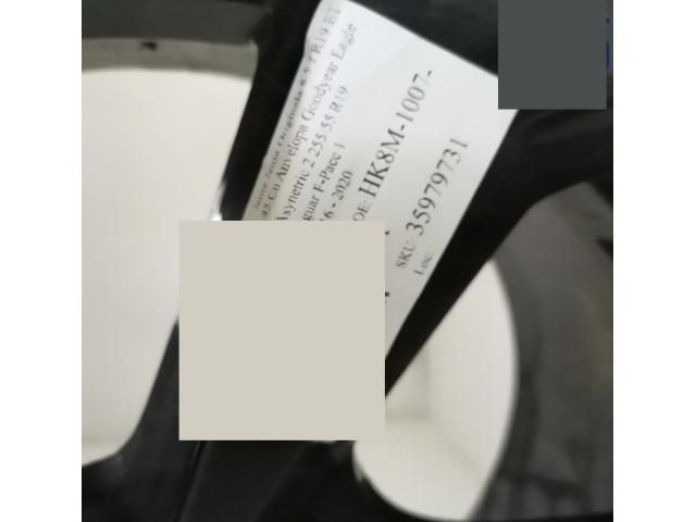 bontott JAGUAR F-PACE Alufelni Gumival (1 db)