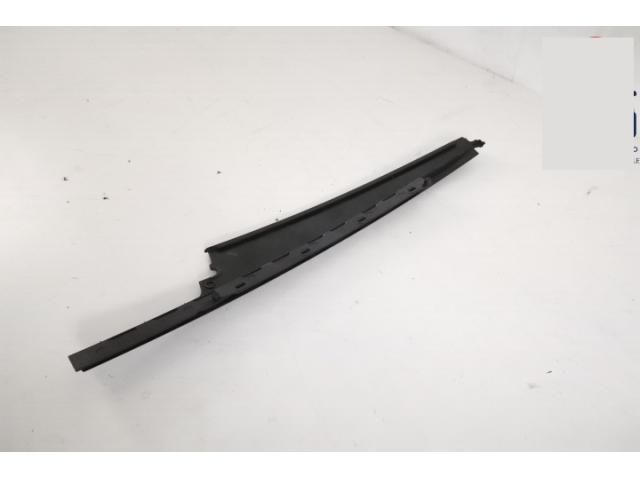 bontott JAGUAR F-PACE Bal B Oszlop Burkolat