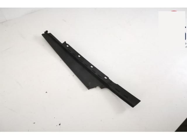 bontott JAGUAR F-PACE Bal B Oszlop Burkolat