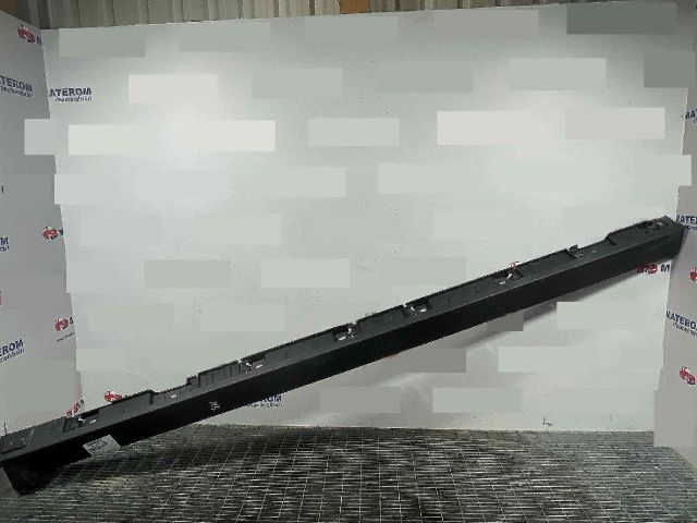 bontott JAGUAR F-PACE Bal első Küszöb Díszléc