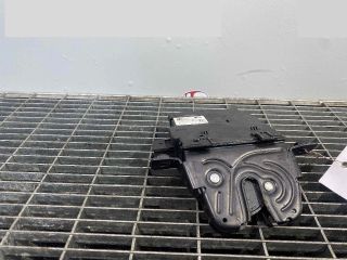 bontott JAGUAR F-PACE Csomagtérajtó Ütköző