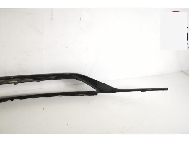 bontott JAGUAR F-PACE Első Lökhárító Díszléc