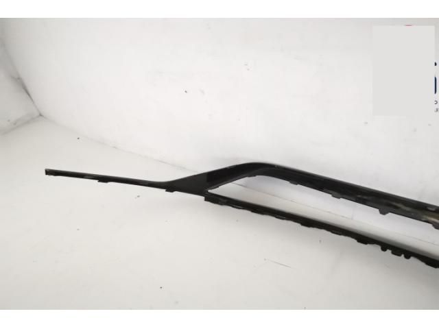 bontott JAGUAR F-PACE Első Lökhárító Díszléc