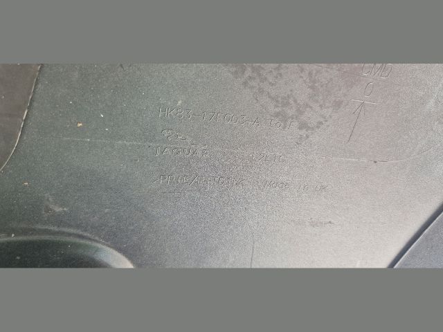 bontott JAGUAR F-PACE Első Lökhárító (Üresen)