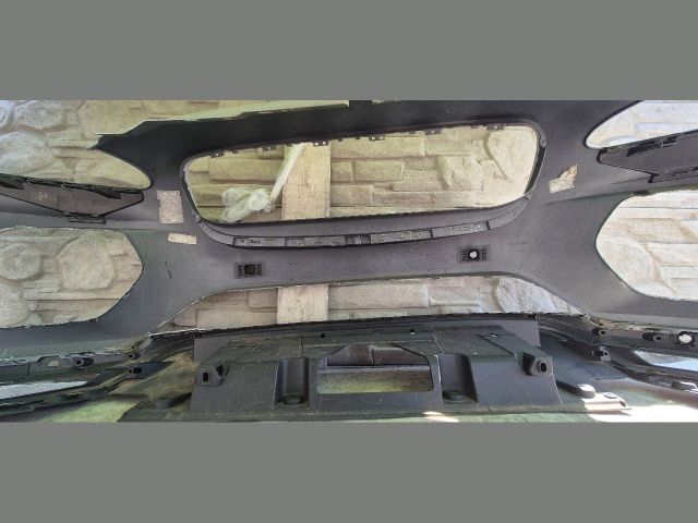 bontott JAGUAR F-PACE Első Lökhárító (Üresen)