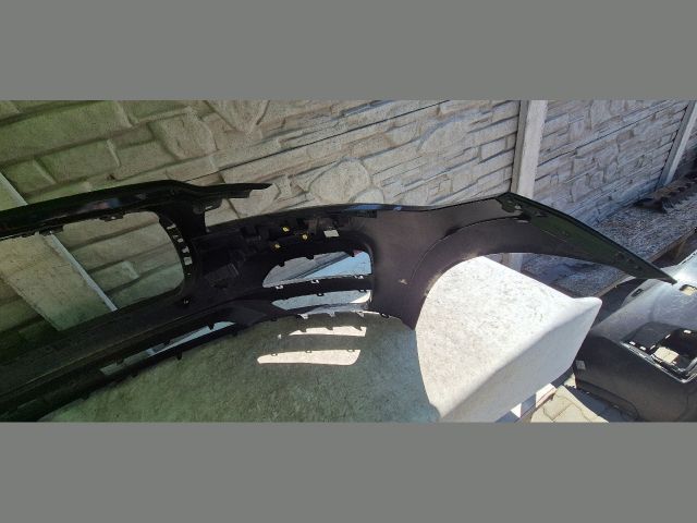 bontott JAGUAR F-PACE Első Lökhárító (Üresen)