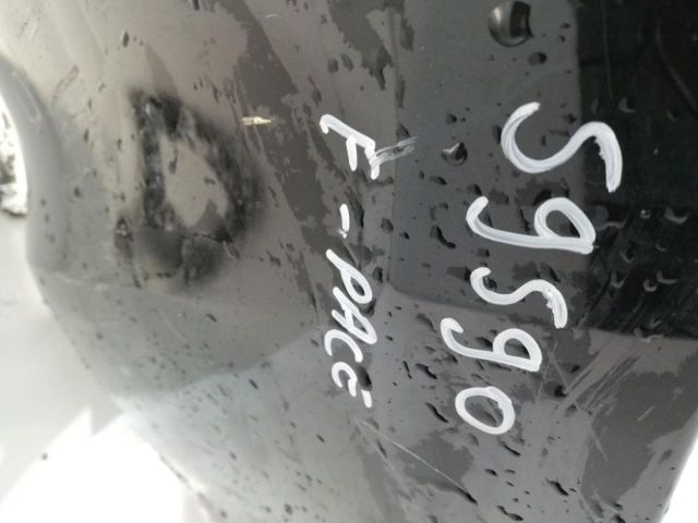 bontott JAGUAR F-PACE Hátsó Lökhárító (Üresen)