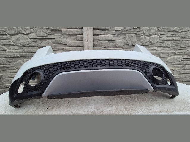 bontott JAGUAR F-PACE Hátsó Lökhárító (Üresen)