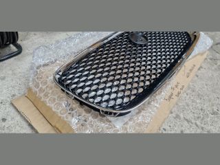 bontott JAGUAR F-PACE Hűtőrács