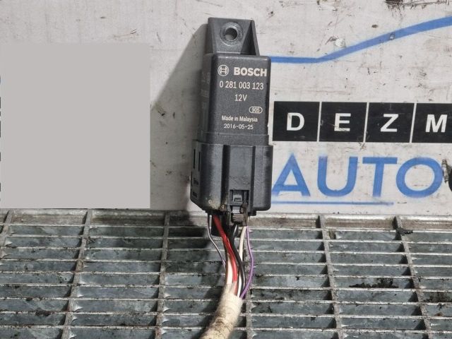 bontott JAGUAR F-PACE Izzító Relé