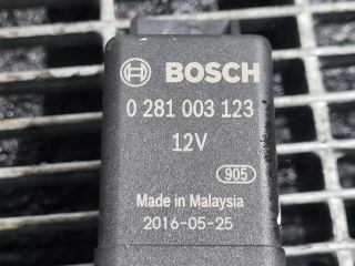 bontott JAGUAR F-PACE Izzító Relé