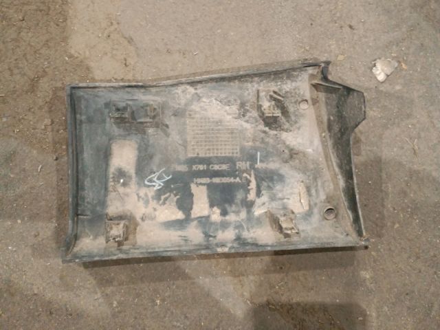 bontott JAGUAR F-PACE Jobb első Belső Küszöb Burkolat