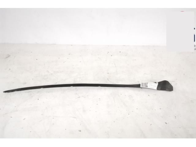 bontott JAGUAR F-PACE Jobb első Gumikéder