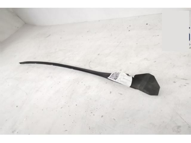 bontott JAGUAR F-PACE Jobb első Gumikéder