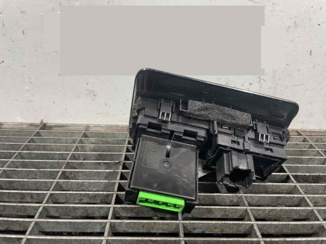 bontott JAGUAR F-PACE Kapcsoló (Magában)