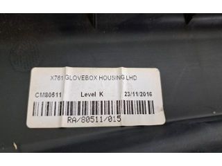 bontott JAGUAR F-PACE Kesztyűtartó